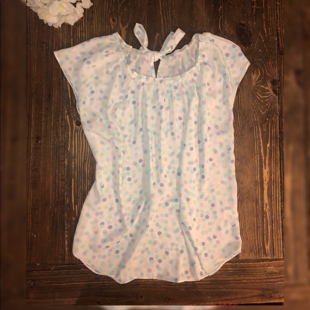 LC Lauren Conrad light polka dot top sz XL